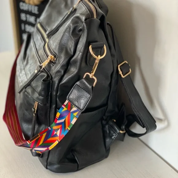 Brand NEW Camden Convertible Backpack in Black 🖤 - Picture 8 of 15